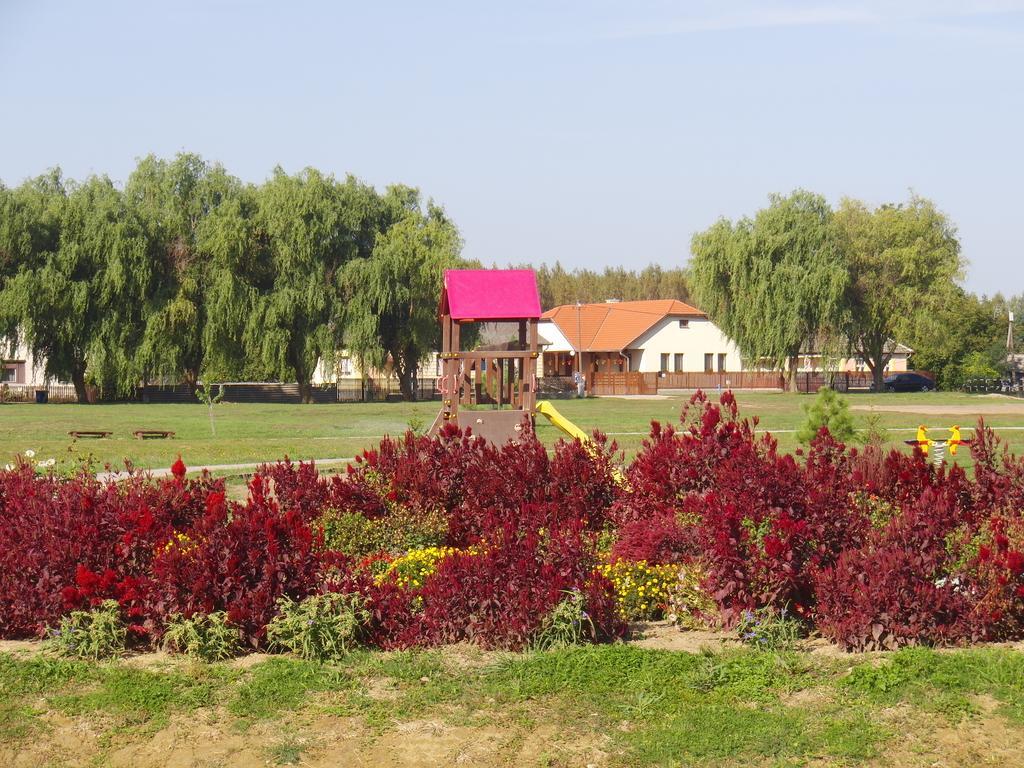 Kékszilva Vendégház Pap Exterior foto